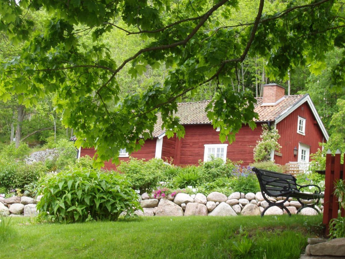 Villa Brunstorpsgard Braenneriet Huskvarna Esterno foto