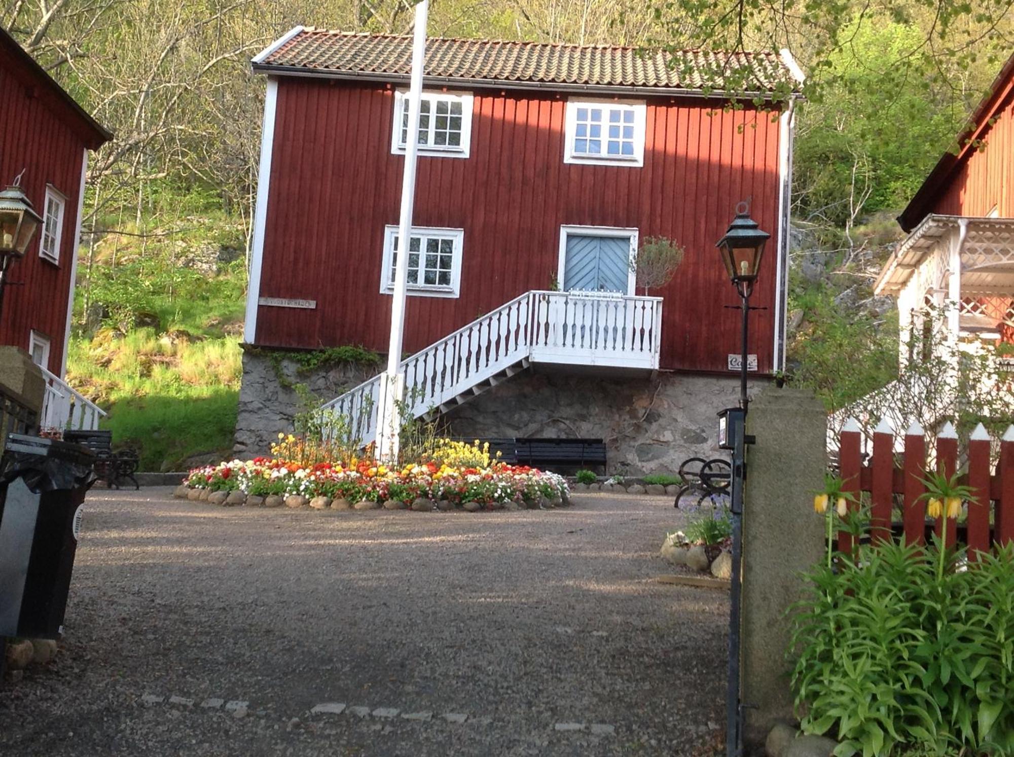 Villa Brunstorpsgard Braenneriet Huskvarna Esterno foto